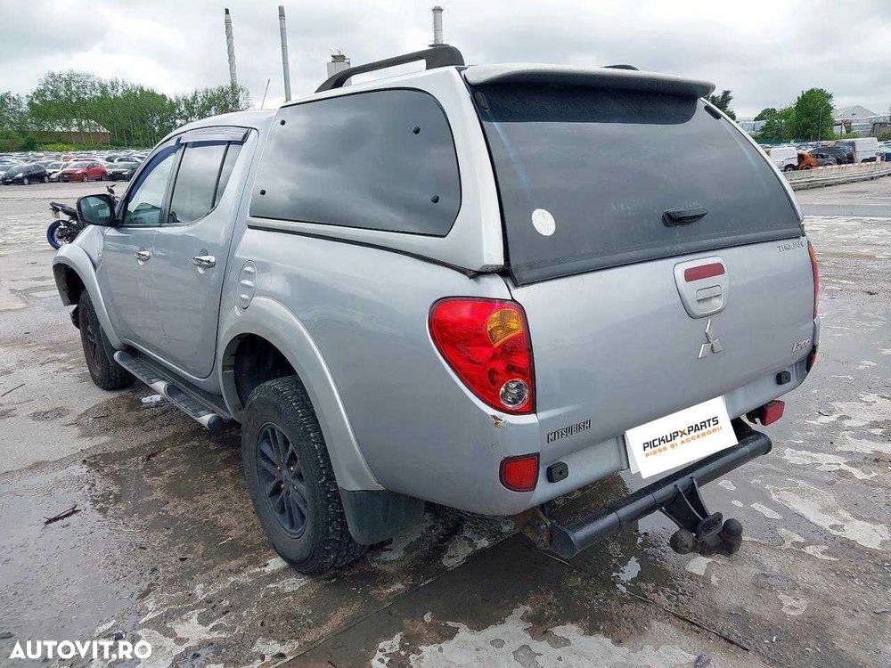 Dezmembrez Mitsubishi L200 2.5 Diesel 2015 - 9