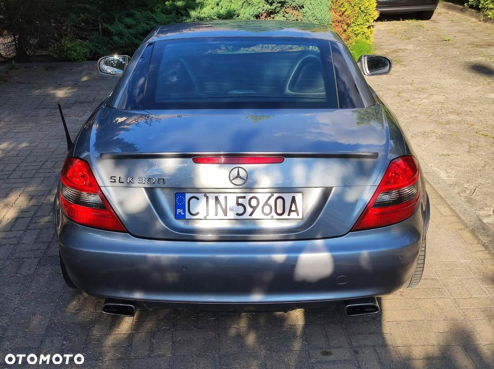 Mercedes-Benz SLK 300 7G-TRONIC - 4