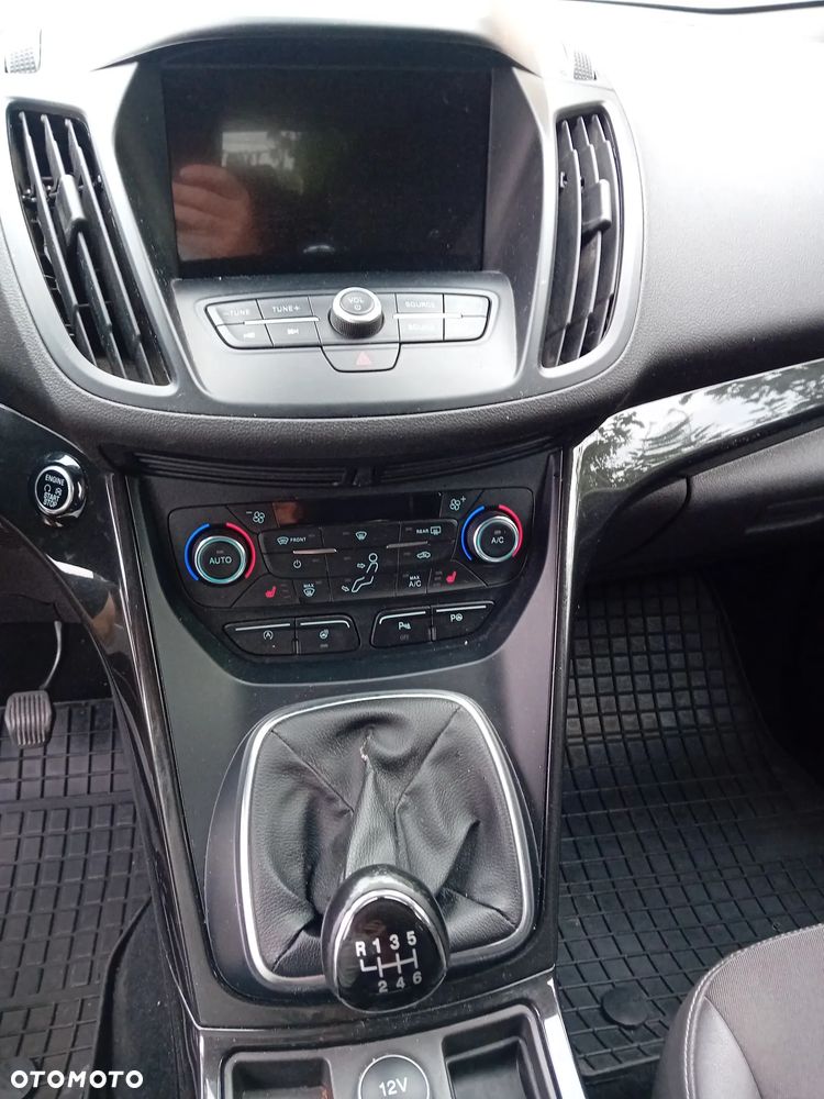 Ford Kuga - 9