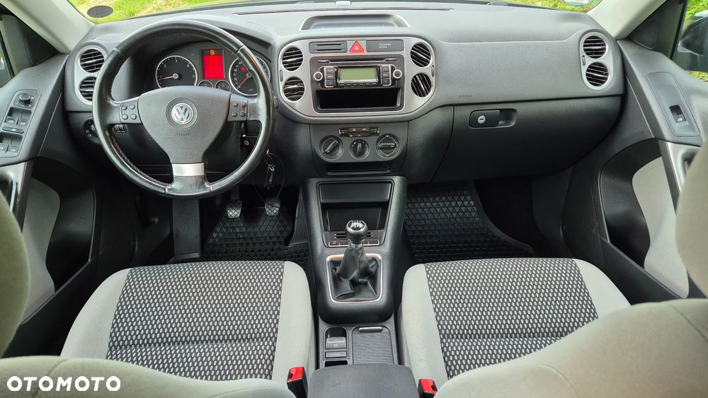 Volkswagen Tiguan 2.0 TDI DPF Sport & Style - 9