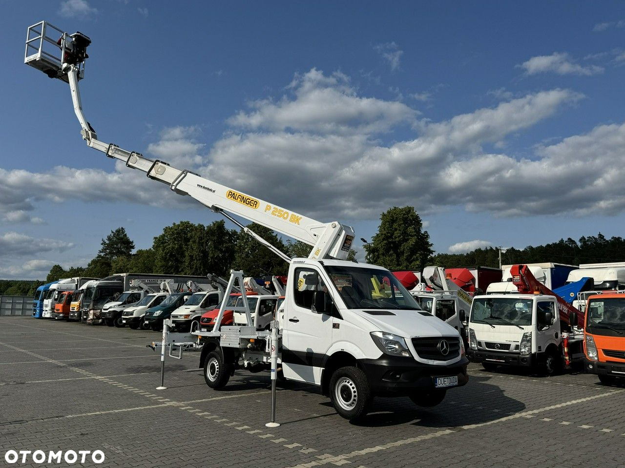 Mercedes-Benz Sprinter - 4