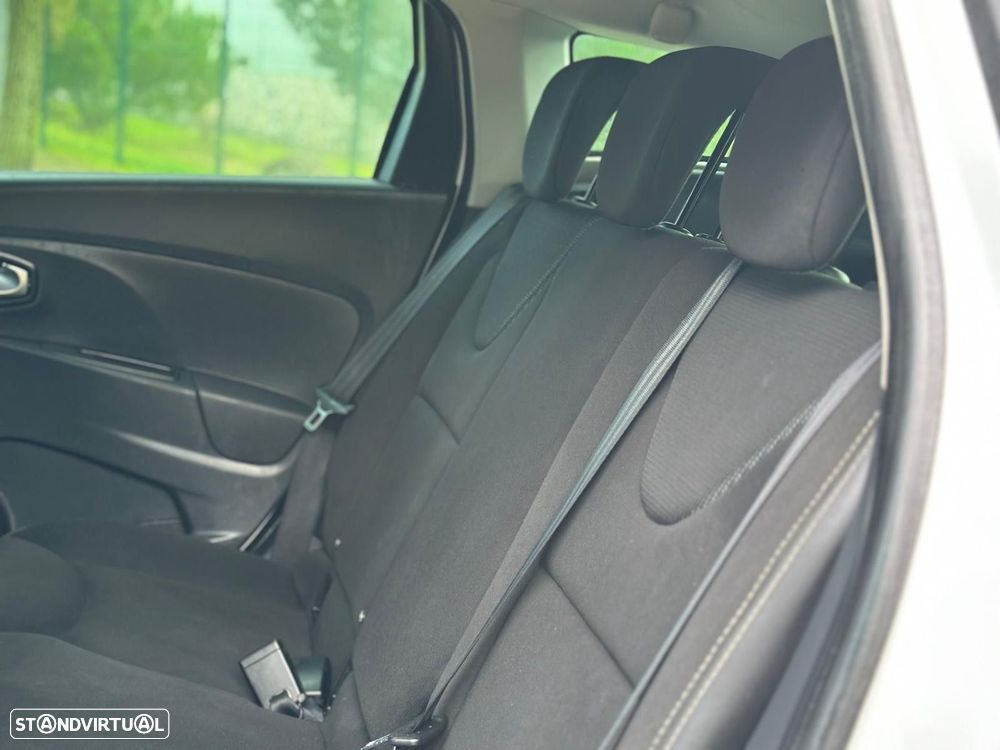 Renault Clio Sport Tourer 1.5 dCi Dynamique S 82g - 28