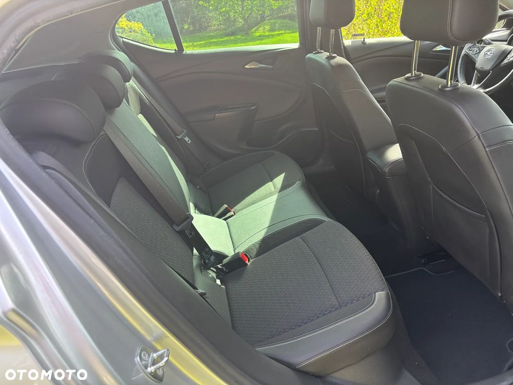 Opel Astra 1.4 Turbo Start/Stop Innovation - 25