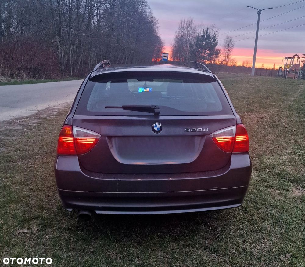 BMW Seria 3 - 14
