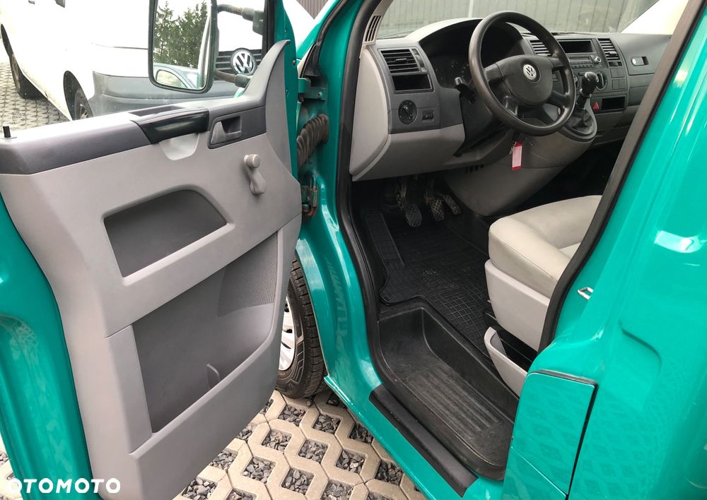 Volkswagen Transporter - 15