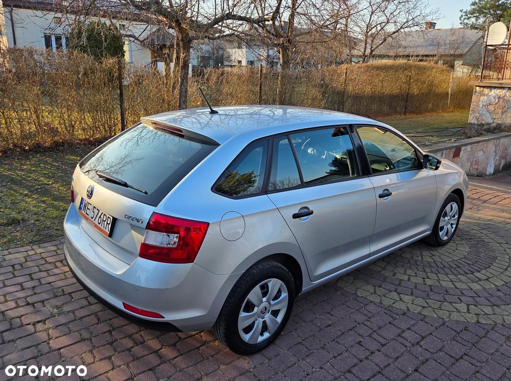 Skoda RAPID 1.2 TSI Active - 9