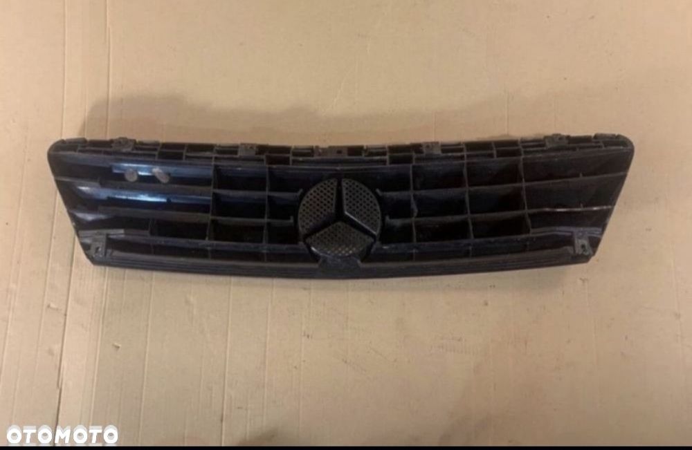 Grill atrapa mercedes a klasa w168 lift - 2
