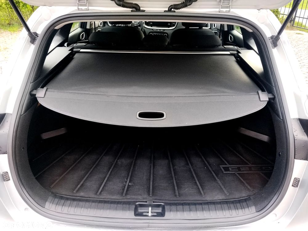 Kia Ceed 1.5 T-GDI M - 15