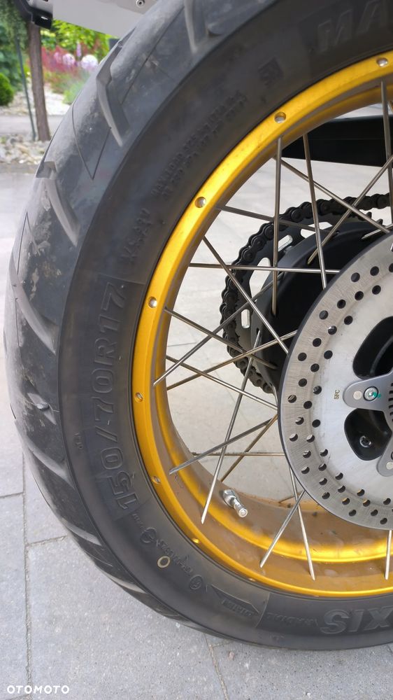 QJMOTOR SRT900SX - 7