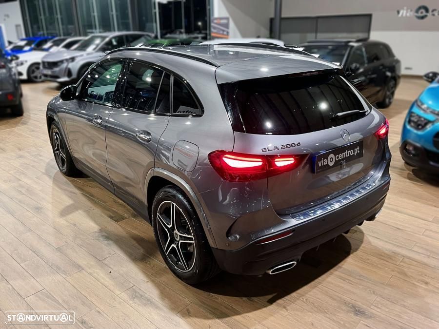 Mercedes-Benz GLA 200 d AMG Line - 2