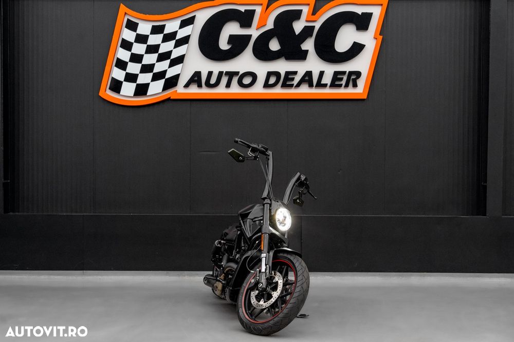 Harley-Davidson VRSCD Night Rod - 1