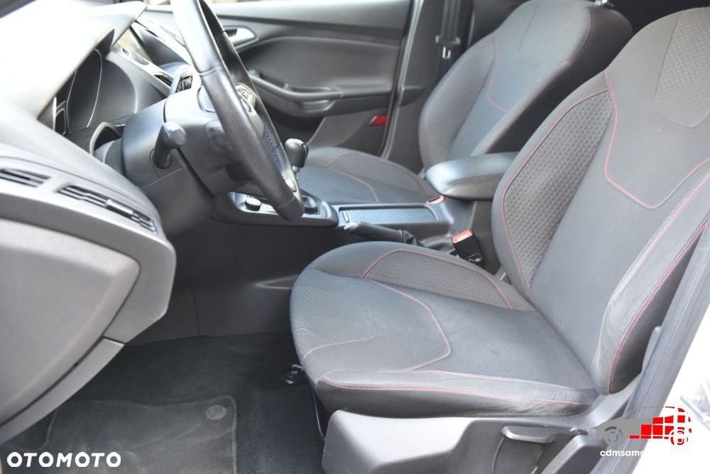 Ford Focus - 17