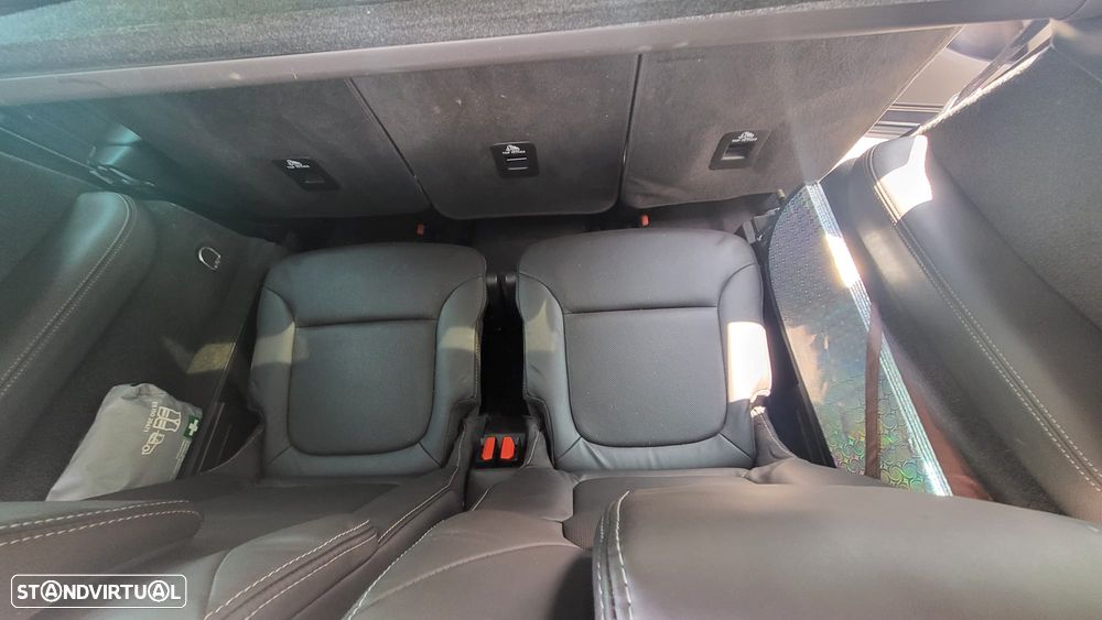 Renault Espace 1.6 dCi Initiale Paris EDC - 10