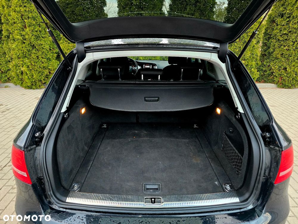 Audi A4 Avant 2.0 TDI DPF Ambiente - 25