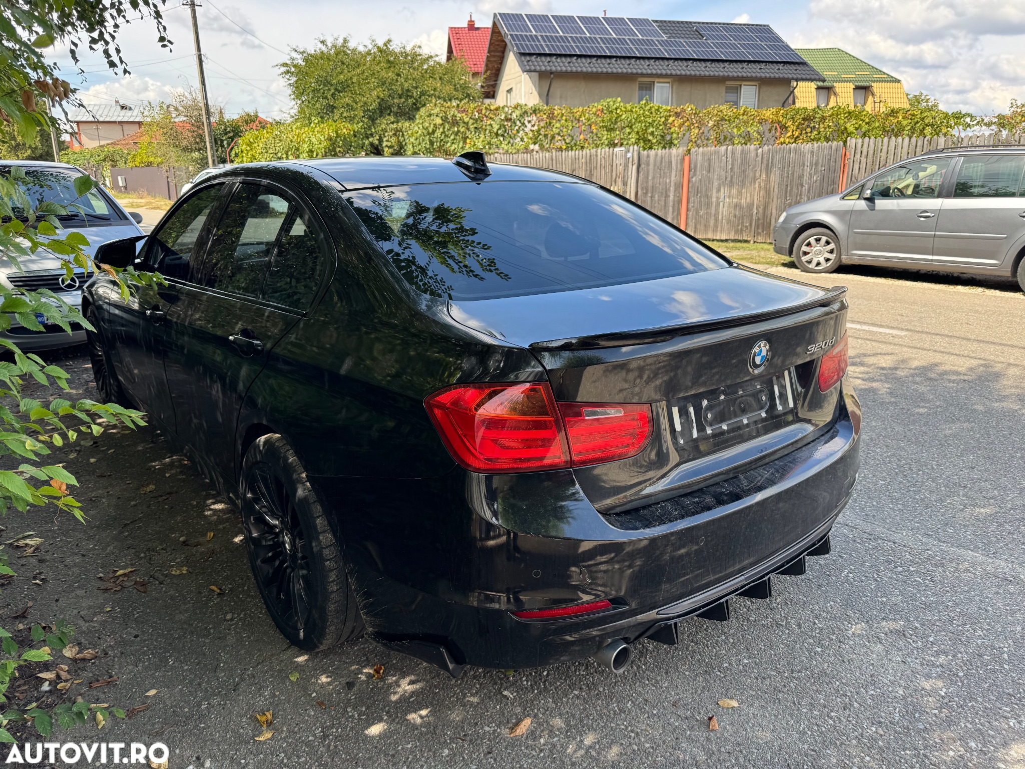 Piese bmw f30 f31 320D 2012 184 HP n47 cutie automata model luxuri tapițerie piele scaune încălzite navigație mare jante r18 PDC climatronic - 2