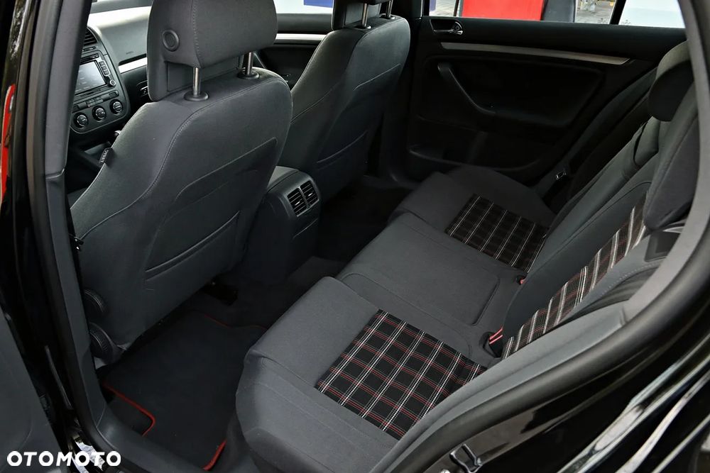 Volkswagen Golf 2.0 TSI GTI DSG - 29