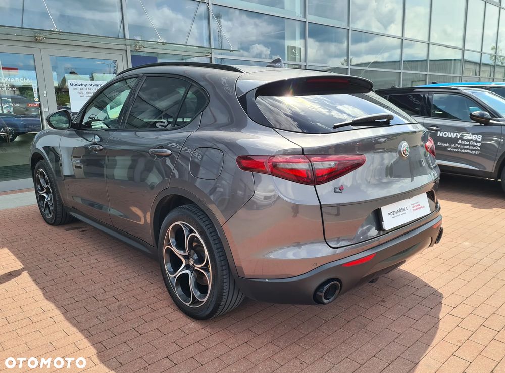 Alfa Romeo Stelvio 2.0 Turbo B-Tech Edition Q4 - 8