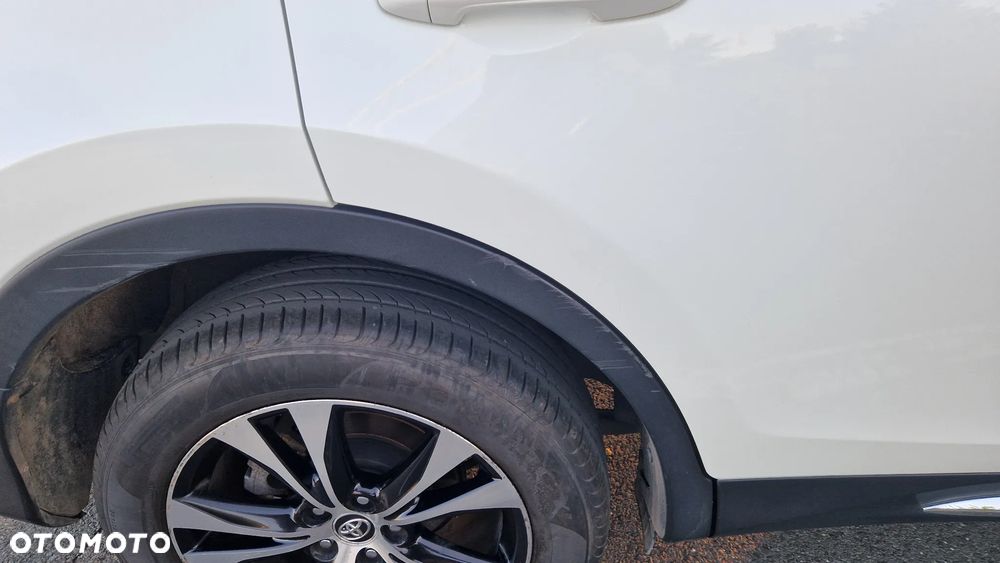 Toyota RAV4 2.0 D-4D Premium - 6