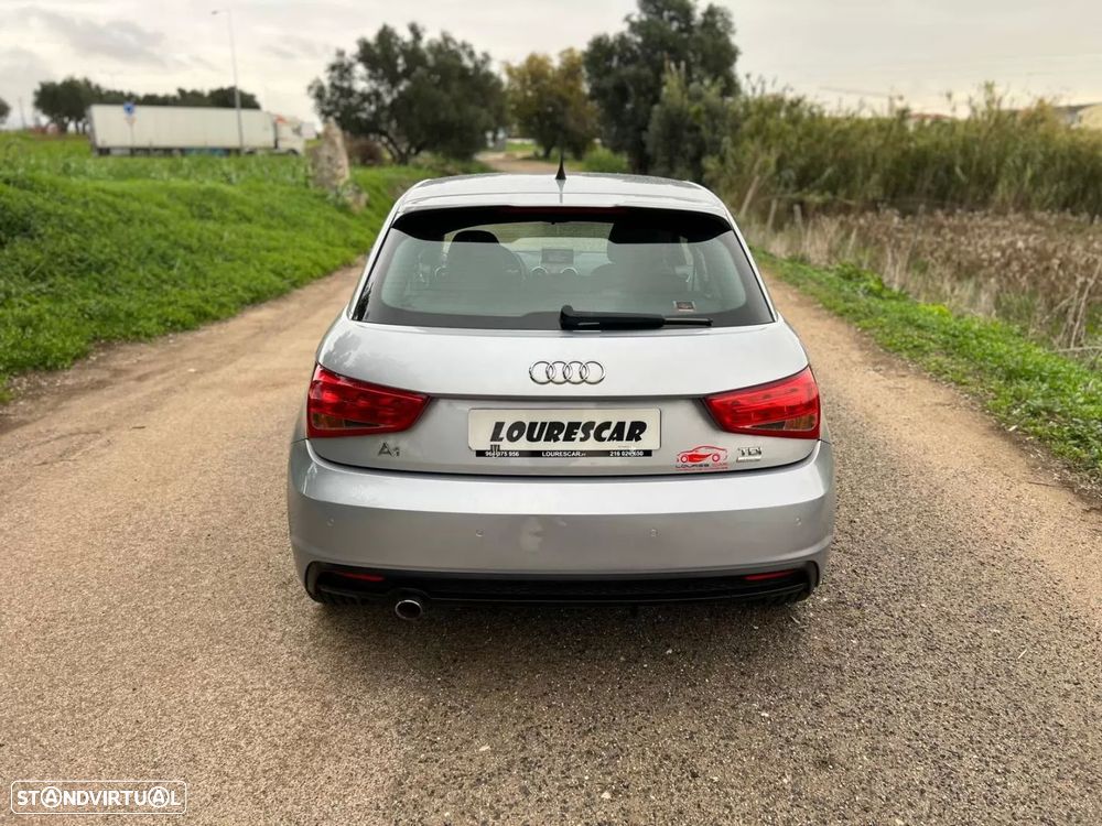 Audi A1 Sportback 1.4 TDI (ultra) S tronic - 5