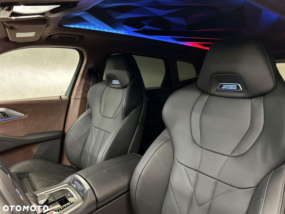 BMW XM - 12