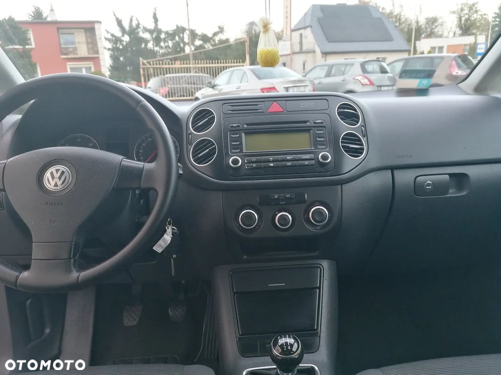 Volkswagen Golf Plus - 14