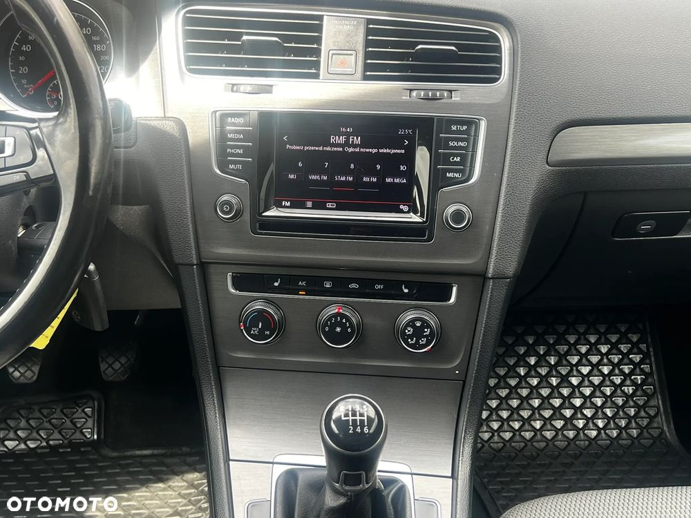 Volkswagen Golf 1.2 TSI BlueMotion Technology Comfortline - 20