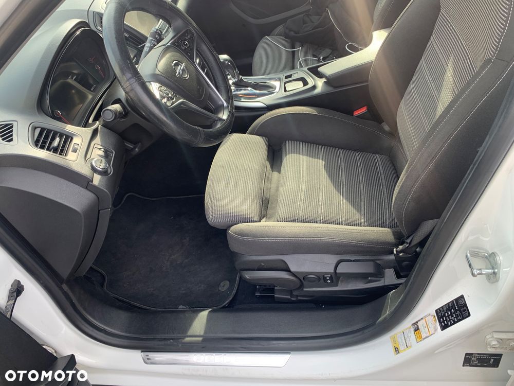 Opel Insignia 2.0 CDTI Executive - 3