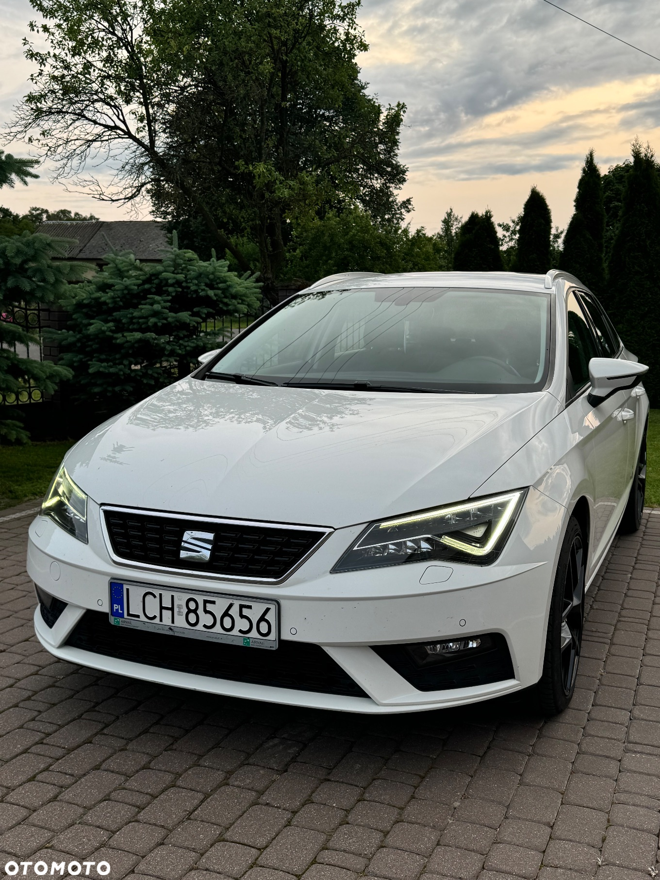 Seat Leon 1.6 TDI Full LED S&S - 4