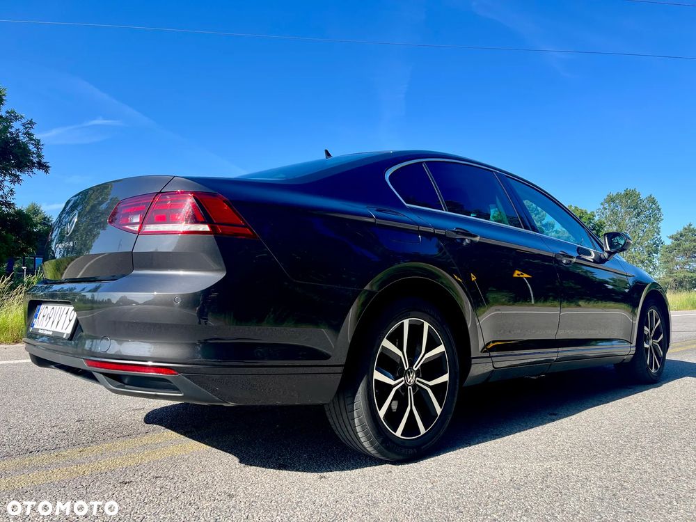 Volkswagen Passat 2.0 TDI SCR Comfortline DSG - 5