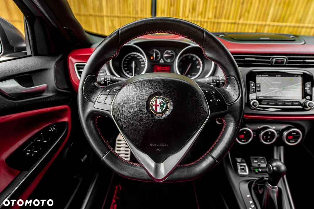 Alfa Romeo Giulietta 1.8 TBi 16V TCT Quadrifoglio Verde - 18