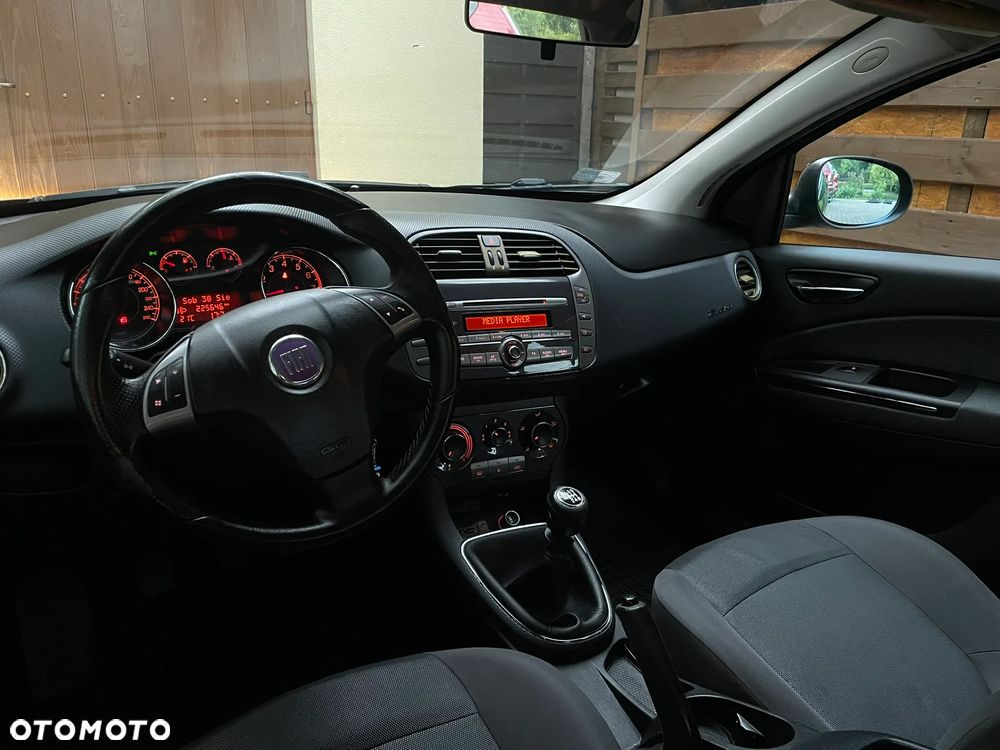 Fiat Bravo 1.4 T-Jet 16V Dynamic - 28