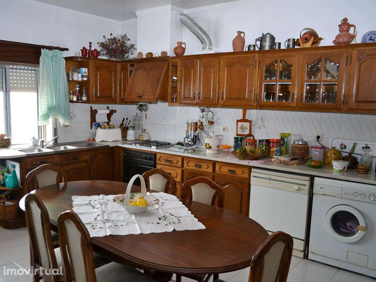 Moradia T2, com Restaurante - Grande imagem: 4/30