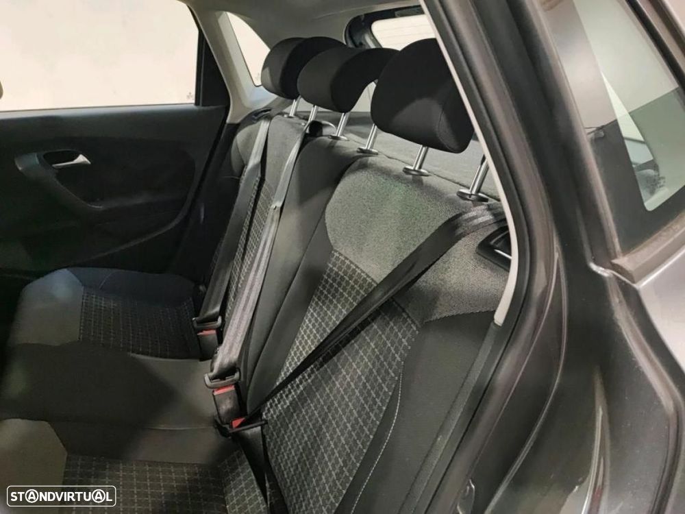 VW Polo 1.4 TDi Confortline - 6