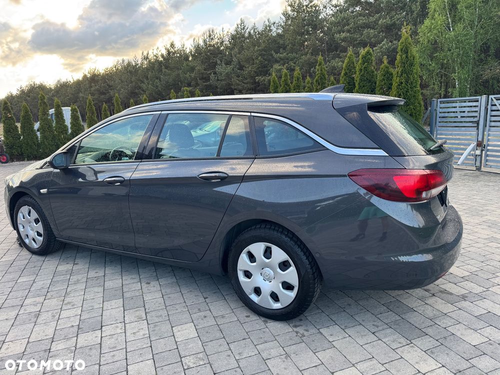 Opel Astra 1.6 D Automatik Start/Stop Business - 4