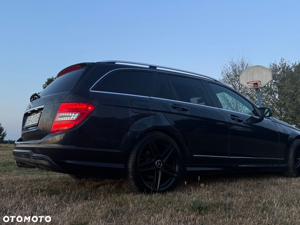 Mercedes-Benz Klasa C 200 CDI BlueEff Avantgarde - 4