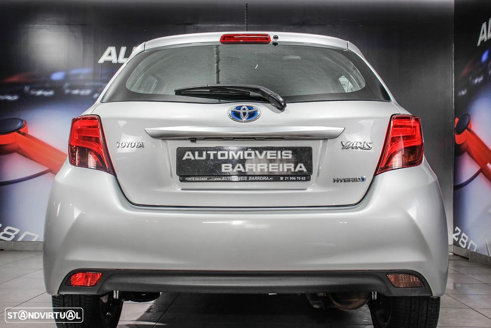 Toyota Yaris 1.5 HSD Sport - 27