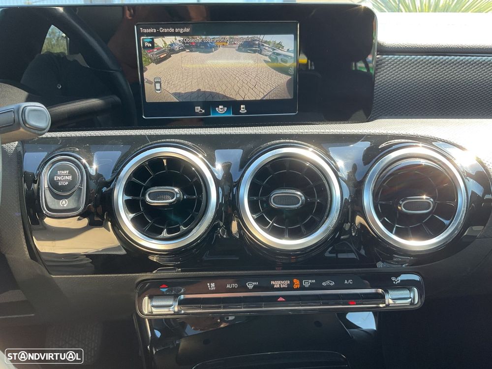 Mercedes-Benz CLA 200 d Style Plus Aut. - 36
