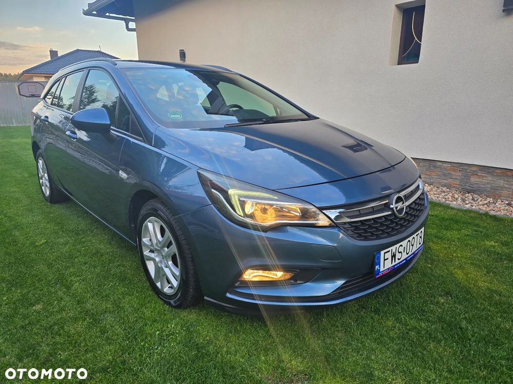 Opel Astra IV 1.6 CDTI Sport - 3
