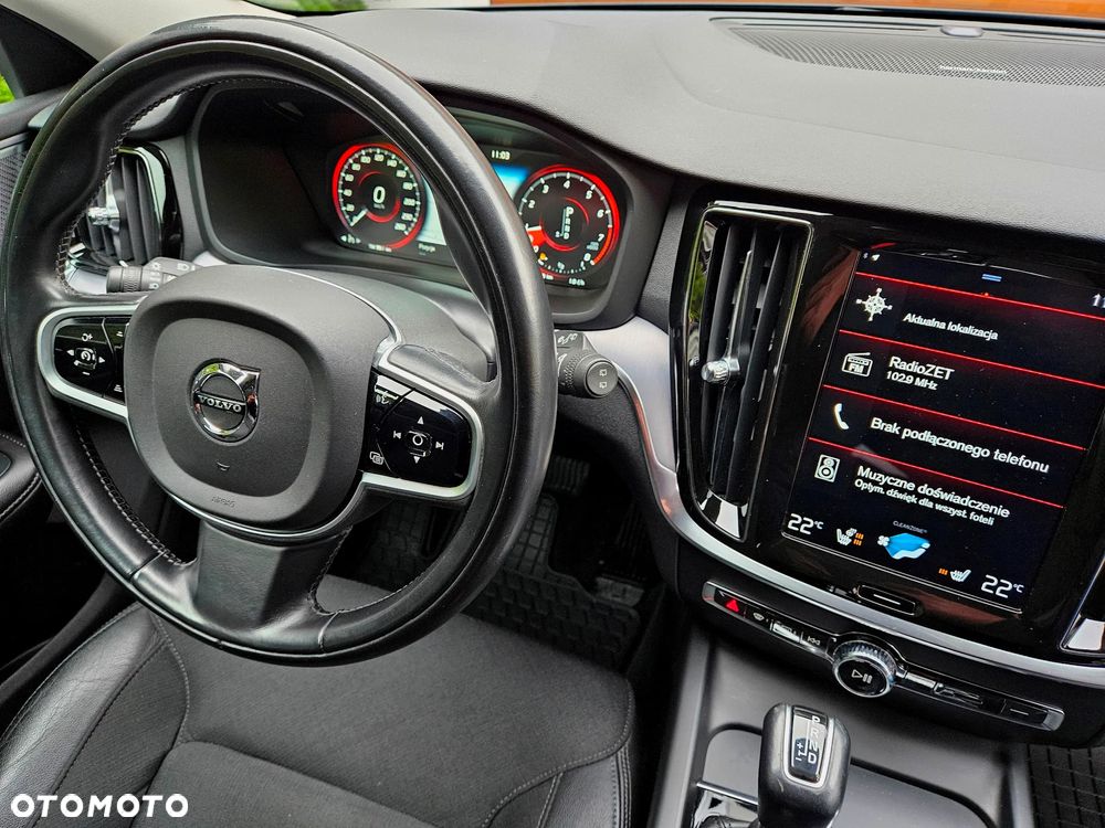 Volvo V60 T5 Geartronic Momentum Pro - 18