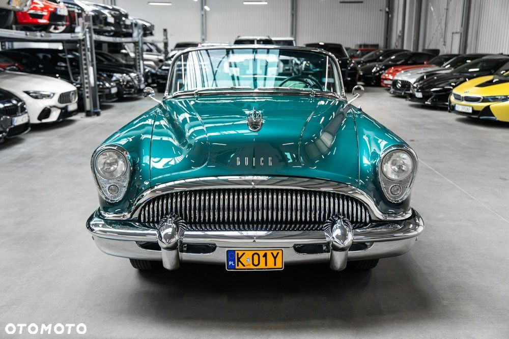 Buick Roadmaster - 4