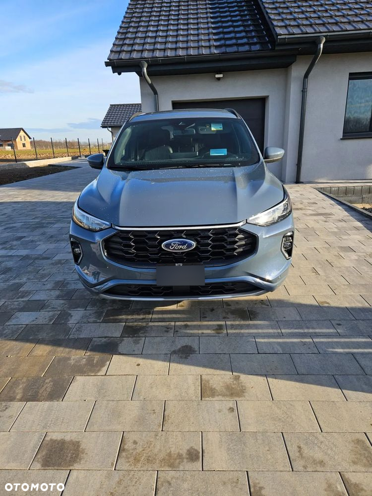 Ford Escape 2.0 EcoBoost AWD Titanium - 24