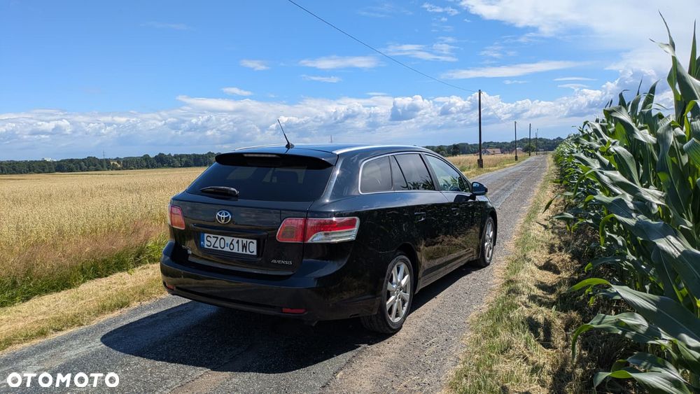 Toyota Avensis 2.0 D-4D Sol plus - 6