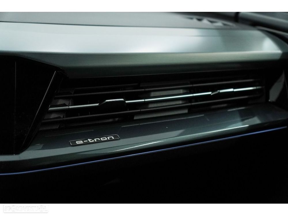 Audi Q4 e-tron 45 82 kWh - 32