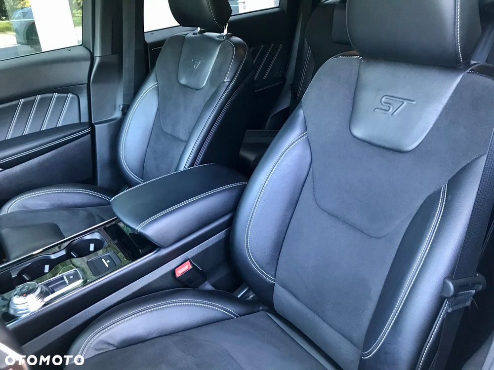 Ford Edge - 13