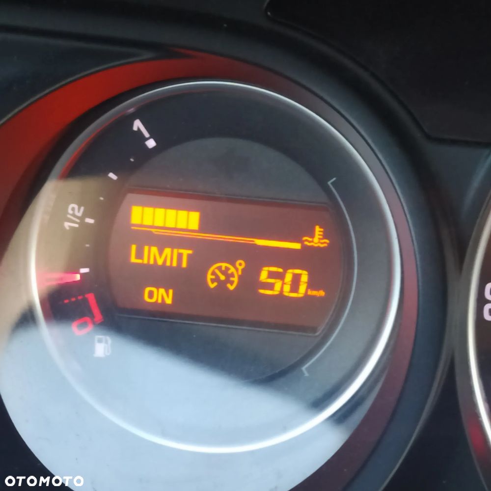 Citroën C5 1.6 HDi Dynamique Equilibre Navi - 21