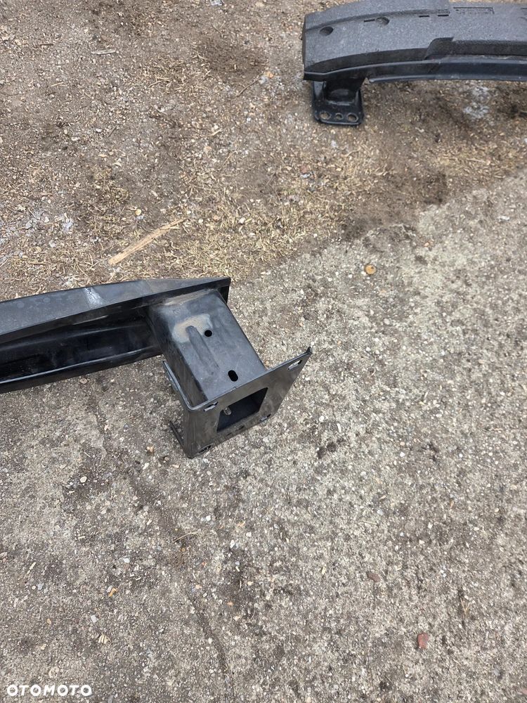 Belka Pod Zderzak przód Przedni Škoda Octavia III 3 5E0807109A 5E0807248 wzmocnienie zderzaka przód przednie Skoda Octavia III 3 Na Radar - 10