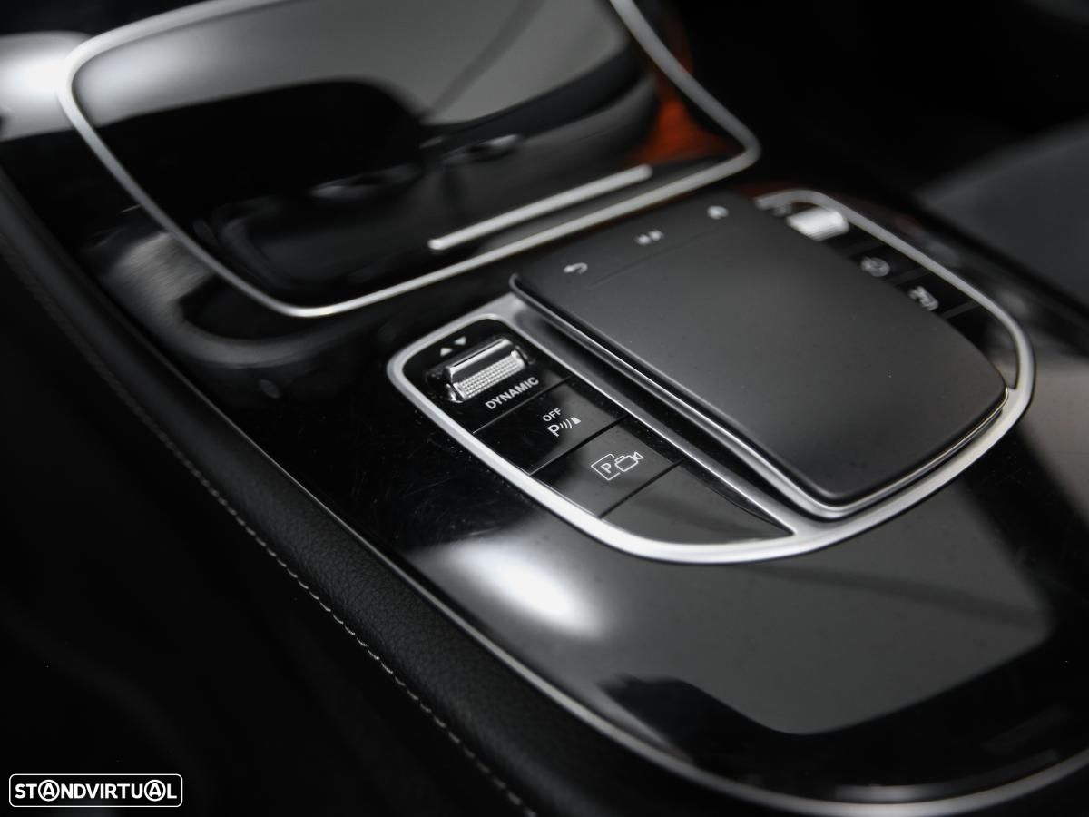 Mercedes-Benz E 300 de T 9G-TRONIC AMG Line - 33