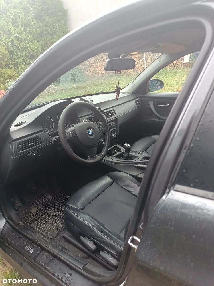 BMW Seria 3 320d - 5