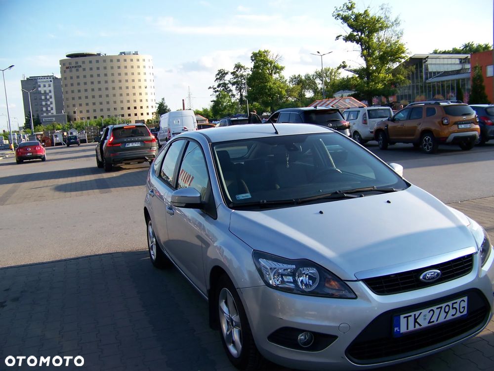 Ford Focus 1.6 Trend EU5 - 4