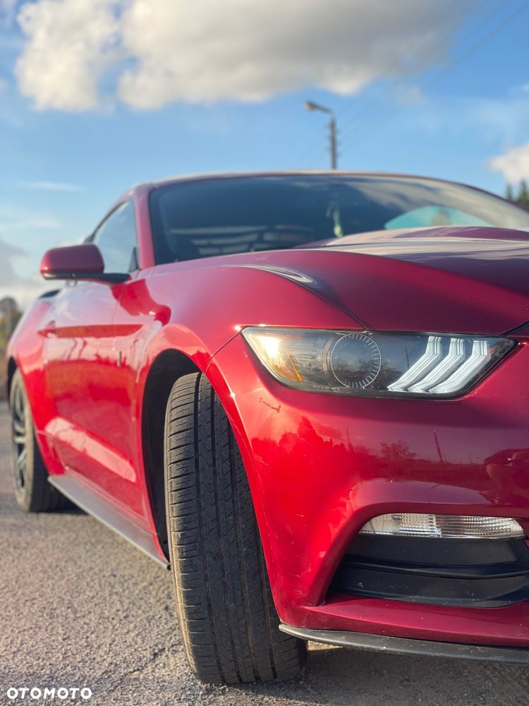 Ford Mustang - 8